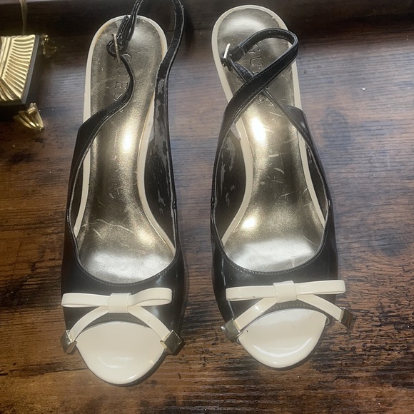 GUESS Sling Open Toe Black and Cream Color Dress Shoes - Picture 3 of 6